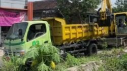 Dari Lumpur Menjadi Lancar, DPUBMSDA Sidoarjo Rawat Nadi Kehidupan di Sungai Kedungrawan