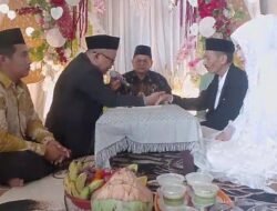Kades Semampir Jadi Saksi Pernikahan Carik Semampir