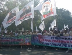 Sekitar 7000  Massa dari petani,pedagang, Mahasiswa,dan Masyarakat Gelar Aksi Damai