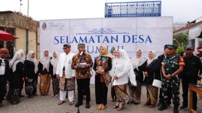 Merti Bumi Satu Abad Desa Tulungrejo, Nurochman Ajak Warga Jaga Warisan Leluhur