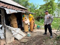 Peduli Kemanusiaan, Bhabinkamtibmas Polsek Sarirejo dampingi Pemeriksaan Kesehatan Rutin Warga