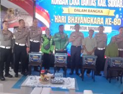 Sambut HUT Bhayangkara ke-80, Satlantas Polresta Sidoarjo Gelar Bakti Sosial dan Pengobatan Gratis di Desa Banjar Asri