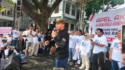 Ribuan Simpatisan Gelar Apel Akbar di DPRD Malang, Moreno Suprapto: Program MBG Organik dan Sangat Dibutuhkan Masyarakat