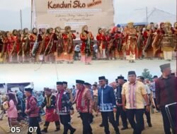 Ketua DPRD Hutri Randa Hadiri Festival Kenduri Sko Lima Desa di Tanjung Pauh Mudik