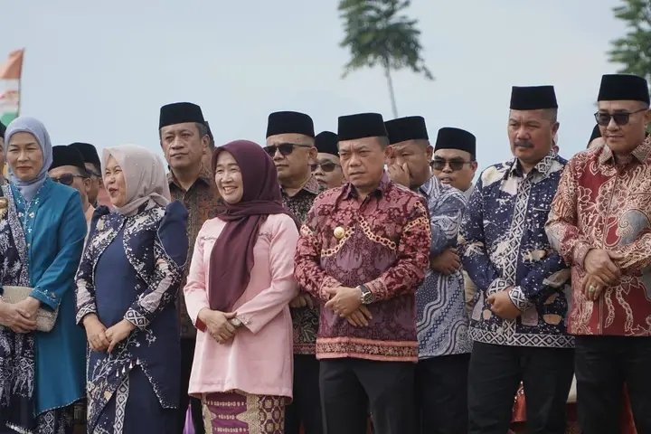 Gubernur Al Haris Harap Kenduri Sko Jadi Pemersatu dan Dorong Perbaikan Sarana Desa