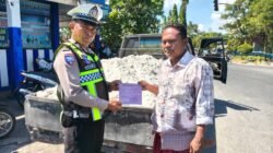 Polres Bangkalan Tertibkan Pikap Muatan Material Terbuka