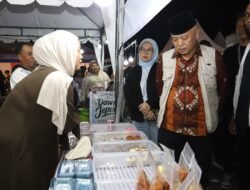 Bupati Malang Serahkan Sertifikat Halal Gratis bagi UMKM, HCCM Halal Center Dorong Pelaku Usaha Naik Kelas