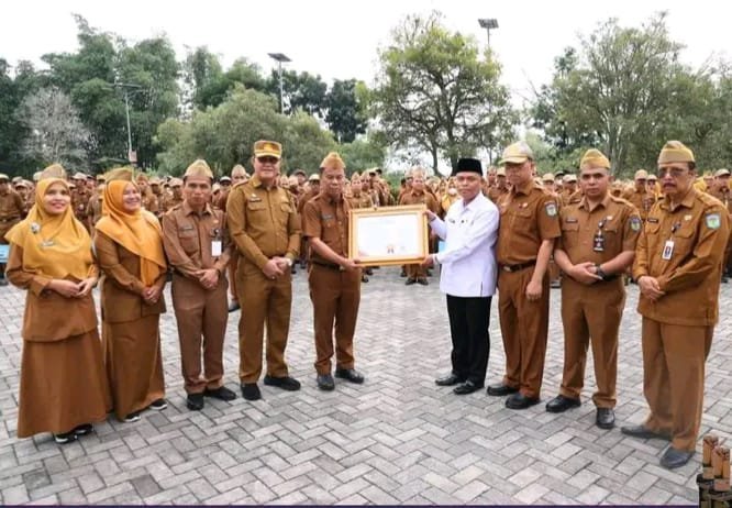 Sekda Alpian Pimpin Upacara Hari Anak Nasional ke-42, Sungai Penuh Tegaskan Komitmen Lindungi Generasi Emas