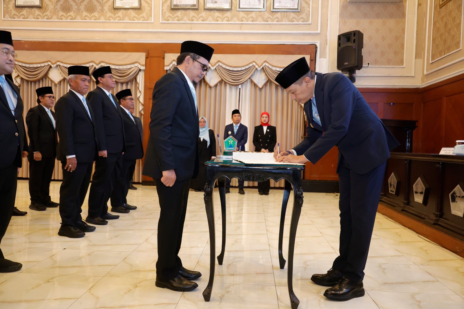 Wali Kota Malang Lantik 14 Pejabat Pimpinan Tinggi Pratama, Dorong Birokrasi Profesional Berbasis Manajemen Talenta