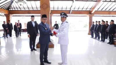 Dilantik Jadi Kades PAW Sidomulyo, Nurochman Pesan Jangan Tertutup kepada Masyarakat