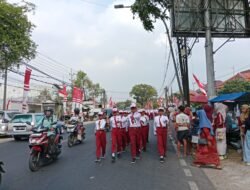 Semarak HUT RI, 53 Regu SD se-Kecamatan Burneh Meriahkan Lomba Gerak Jalan