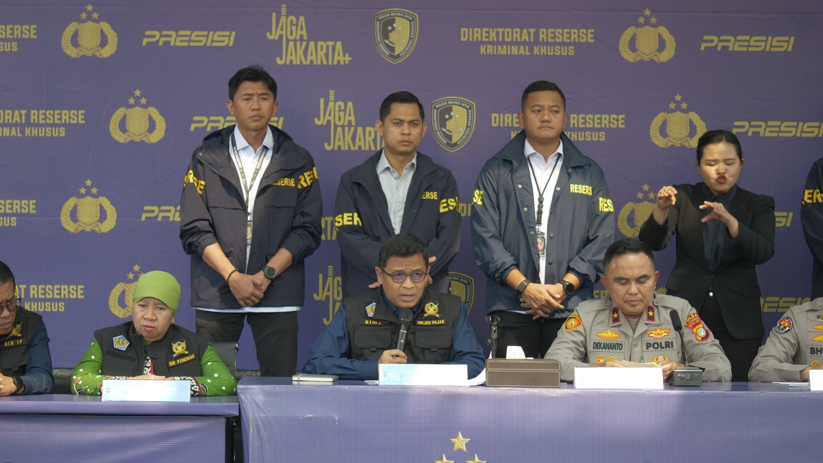 Terbongkar! Jaringan Meterai Ilegal di 5 Provinsi Rugikan Negara Puluhan Miliar Rupiah
