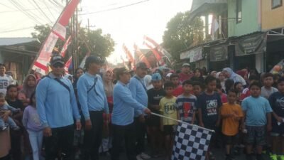 Ribuan Warga Pangeranan Bangkalan Tumpah Ruah Ikuti Jalan Sehat HUT RI ke-81
