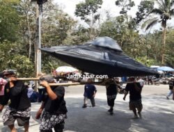 Ruwat – Rawat MENOREH VI Digelar, Warga Ngargoretno Kirab Potensi Alam Dan Budaya
