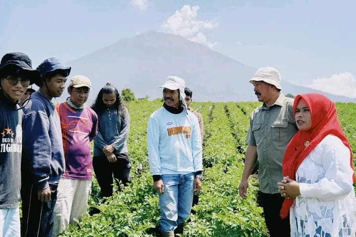 Bupati Kerinci Tinjau Balai Benih Ikan (BBI) Guna Dorong Potensi Pertanian dan Perikanan Daerah